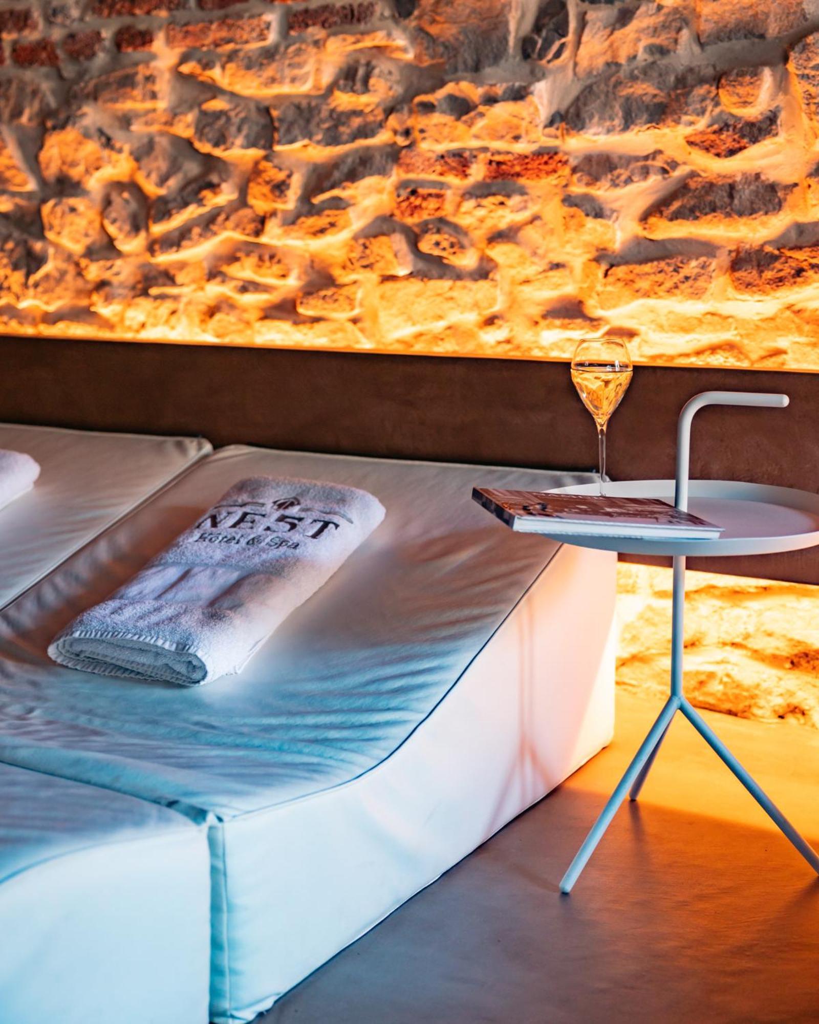 Ne5T Hotel & Spa Намюр Екстериор снимка